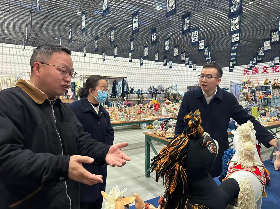 工行凯里麻江支行：200万元金融“活水”润苗绣 “贷”动非遗锦绣前程