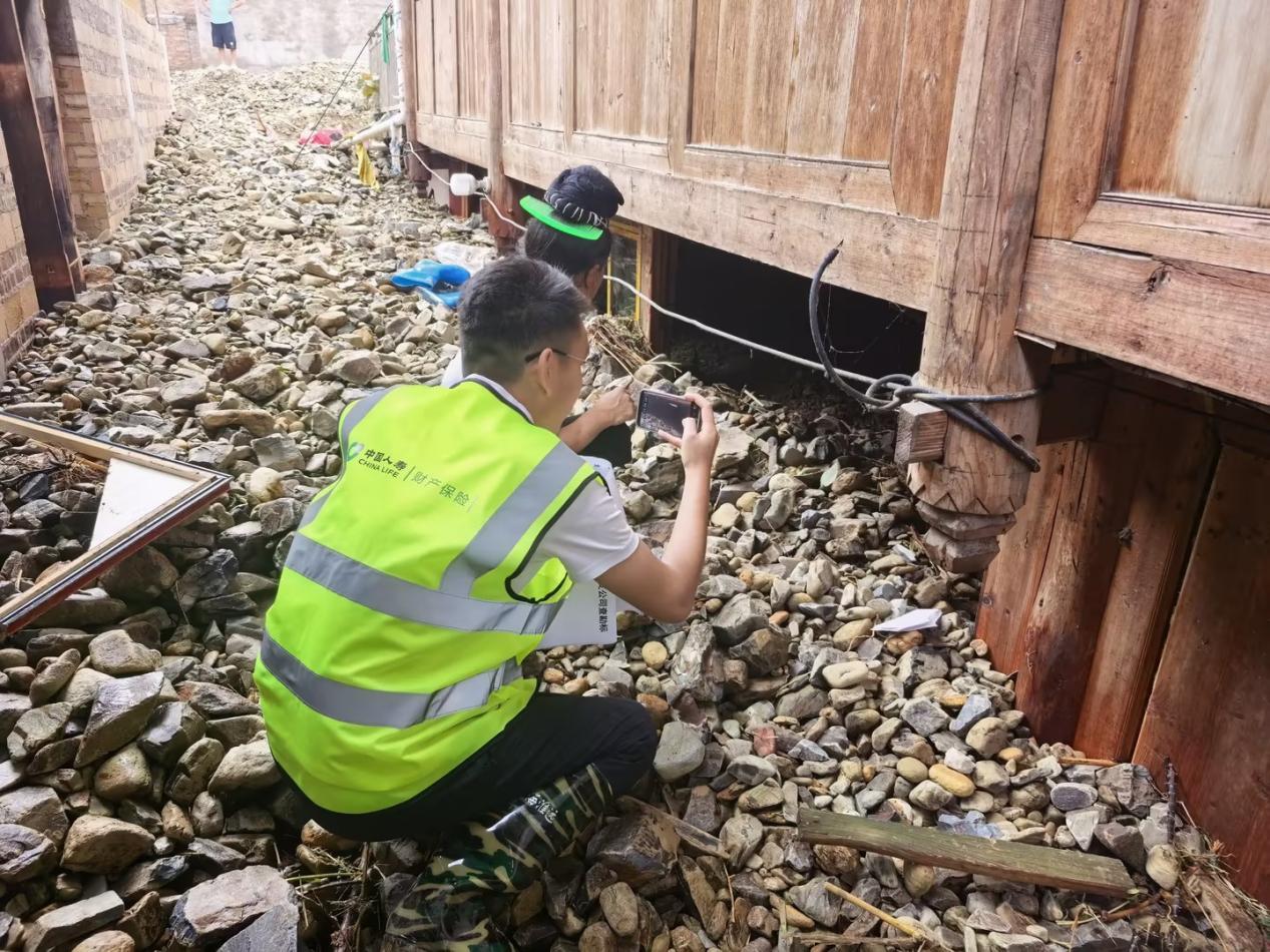 闻“汛”而动显速度 理赔为民践初心 ——国寿财险高效完成台江县暴雨农房理赔工作